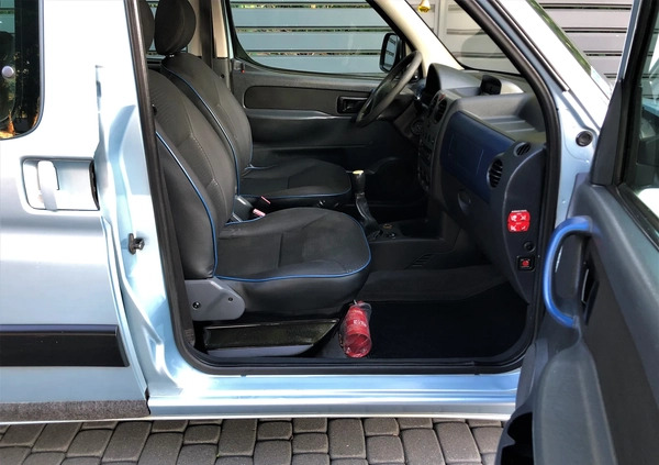 Peugeot Partner cena 8900 przebieg: 383592, rok produkcji 2007 z Pabianice małe 154